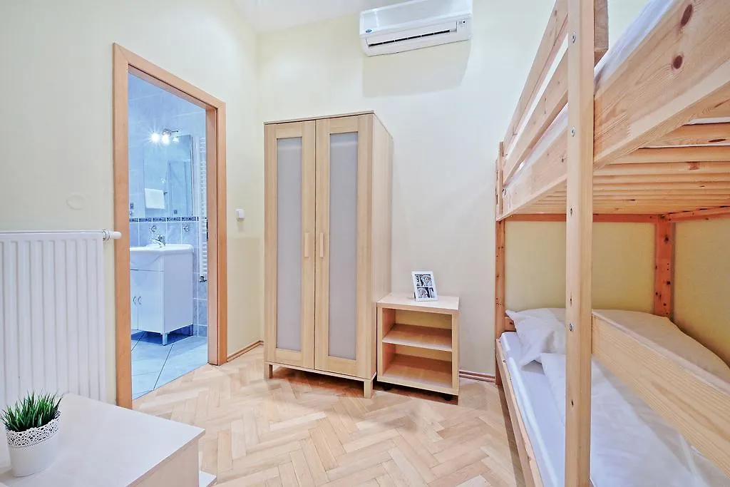 B.O.B. Apartment Praga