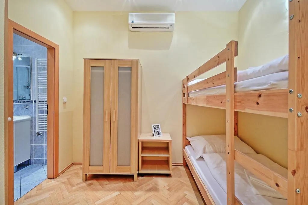 B.O.B. Apartment Praga 0*,  Repubblica Ceca